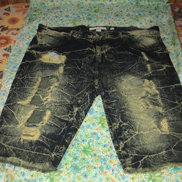 Mens distress dash jean shorts - Picture 3 of 5
